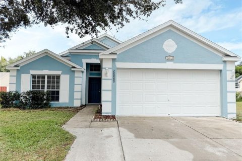 Villa ou maison à Lutz, Floride 4 chambres, 156.54 m2 № 2431714