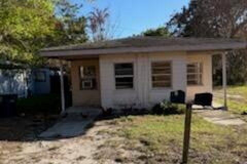 Propiedad comercial en St. Lucie, Florida 121.14 m2 № 2245219