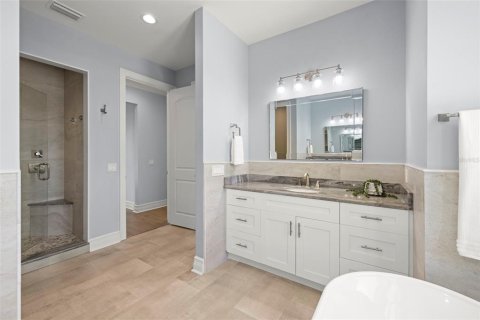 House in Belleair Beach, Florida 4 bedrooms, 310.39 sq.m. № 1843772 - photo 22