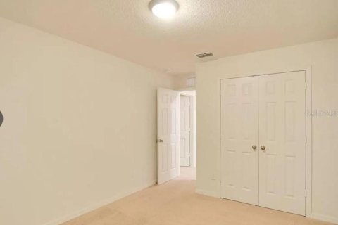 Casa en venta en Kissimmee, Florida, 4 dormitorios, 240.25 m2 № 1804918 - foto 6