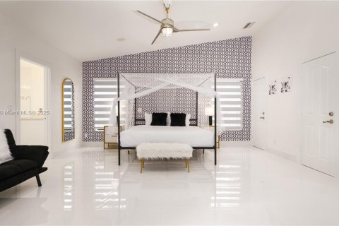 House in Plantation, Florida 7 bedrooms, 350.06 sq.m. № 2061305 - photo 21