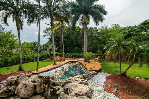 House in Plantation, Florida 7 bedrooms, 350.06 sq.m. № 2061305 - photo 28