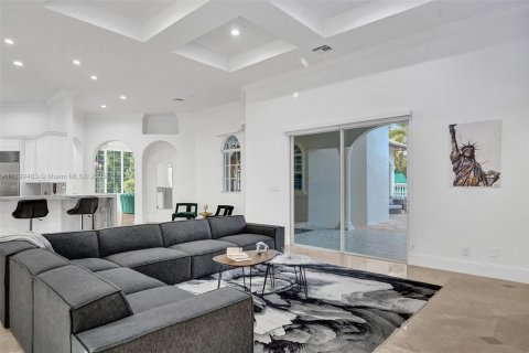 Villa ou maison à louer à Davie, Floride: 9 chambres, 521.46 m2 № 1951236 - photo 30