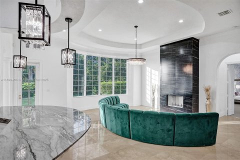 Villa ou maison à louer à Davie, Floride: 9 chambres, 521.46 m2 № 1951236 - photo 23