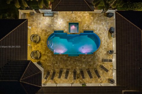 Villa ou maison à louer à Davie, Floride: 9 chambres, 521.46 m2 № 1951236 - photo 7