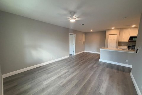 Copropriété à louer à Kissimmee, Floride: 2 chambres, 87.05 m2 № 2416702 - photo 7