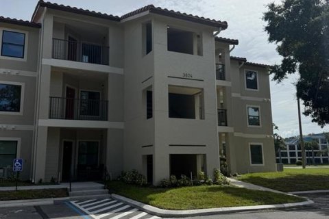 Condo à Kissimmee, Floride, 2 chambres  № 2416702