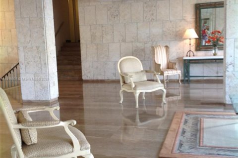 Снять в аренду кондоминиум в Халландейл-Бич, Флорида 1 спальня, 80.82м2, № 1974763 - фото 21