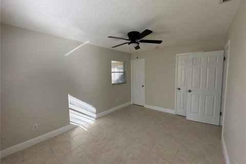 House in Deltona, Florida 3 bedrooms, 103.21 sq.m. № 1848058 - photo 17