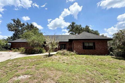 House in Bartow, Florida 3 bedrooms, 309.09 sq.m. № 2226046 - photo 2