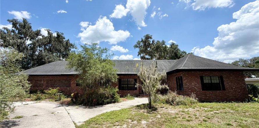 House in Bartow, Florida 3 bedrooms, 309.09 sq.m. № 2226046