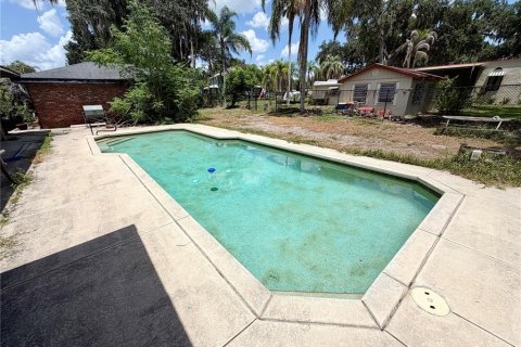 House in Bartow, Florida 3 bedrooms, 309.09 sq.m. № 2226046 - photo 5