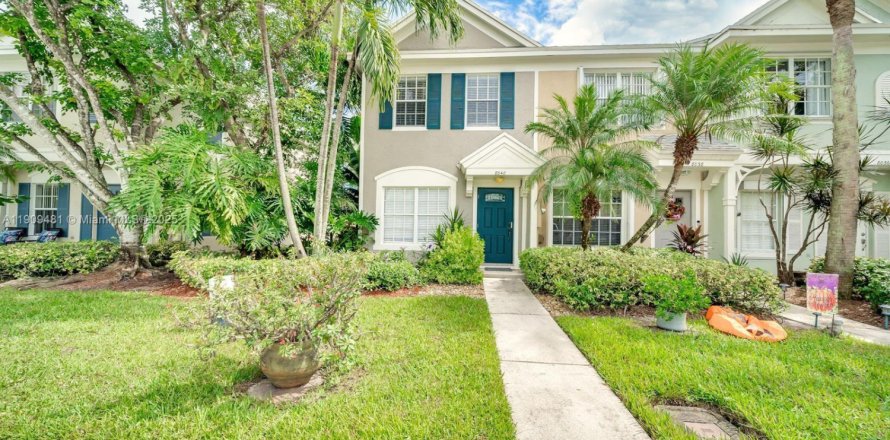Touwnhouse à Tamarac, Floride 2 chambres, 103.12 m2 № 1965177