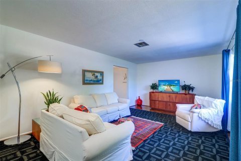 Villa ou maison à vendre à Palm Harbor, Floride: 3 chambres, 180.88 m2 № 1908617 - photo 3