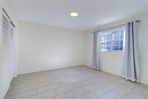 Villa ou maison à vendre à Palm Harbor, Floride: 3 chambres, 180.88 m2 № 1908617 - photo 24