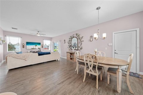 Casa en venta en Orlando, Florida, 5 dormitorios, 228.63 m2 № 2381050 - foto 16