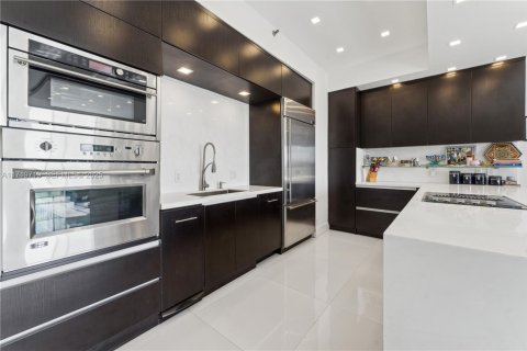 Condo in Aventura, Florida, 3 bedrooms № 2088250 - photo 8