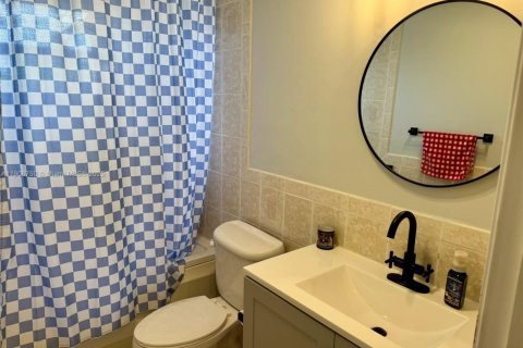 Villa ou maison à vendre à Cooper City, Floride: 3 chambres, 124.86 m2 № 1964644 - photo 2