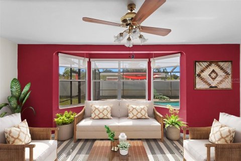 House in Largo, Florida 2 bedrooms, 161.19 sq.m. № 2110124 - photo 6