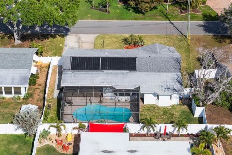 House in Largo, Florida 2 bedrooms, 161.19 sq.m. № 2110124 - photo 30