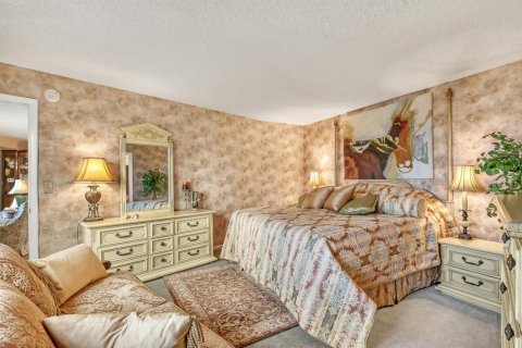 Condo in Riviera Beach, Florida, 2 bedrooms  № 2175706 - photo 15