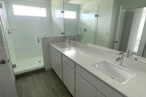 Townhouse in Loxahatchee Groves, Florida 4 bedrooms, 214.7 sq.m. № 2084031 - photo 19
