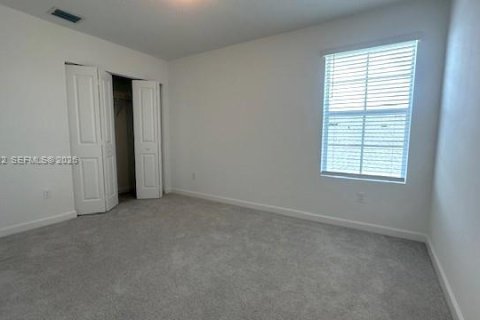 Townhouse in Loxahatchee Groves, Florida 4 bedrooms, 214.7 sq.m. № 2084031 - photo 25