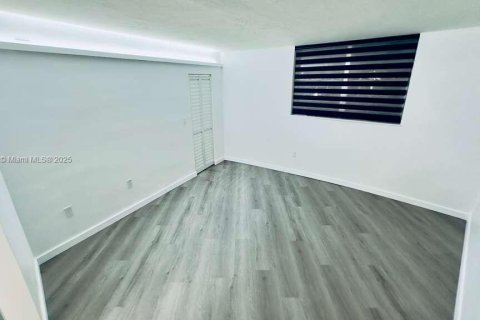 Снять в аренду кондоминиум в Норт-Майами, Флорида 1 спальня, 74.97м2, № 1964472 - фото 19