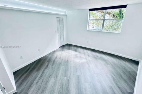 Снять в аренду кондоминиум в Норт-Майами, Флорида 1 спальня, 74.97м2, № 1964472 - фото 18