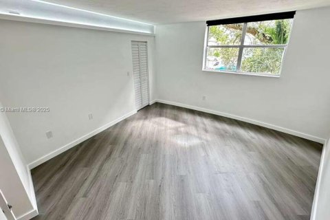 Снять в аренду кондоминиум в Норт-Майами, Флорида 1 спальня, 74.97м2, № 1964472 - фото 13