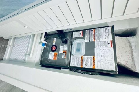 Снять в аренду кондоминиум в Норт-Майами, Флорида 1 спальня, 74.97м2, № 1964472 - фото 28