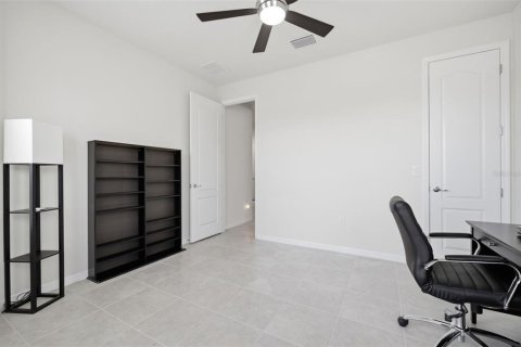 House in Spring Hill, Florida 3 bedrooms, 156.26 sq.m. № 2259547 - photo 24