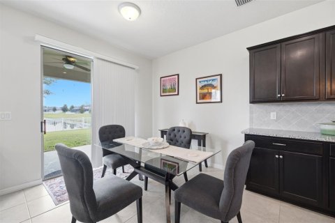 House in Spring Hill, Florida 3 bedrooms, 156.26 sq.m. № 2259547 - photo 6