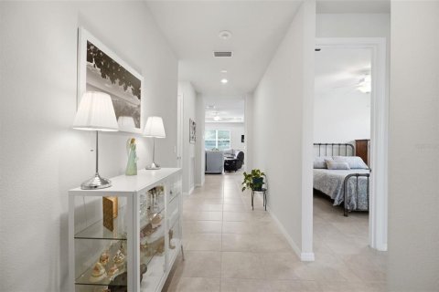 House in Spring Hill, Florida 3 bedrooms, 156.26 sq.m. № 2259547 - photo 22