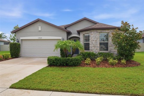 House in Spring Hill, Florida 3 bedrooms, 156.26 sq.m. № 2259547 - photo 21