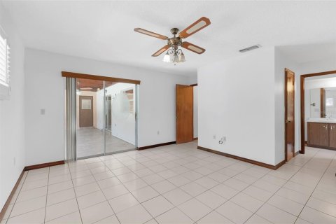 Casa en venta en Longwood, Florida, 4 dormitorios, 215.63 m2 № 1885943 - foto 12