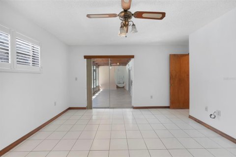 Casa en venta en Longwood, Florida, 4 dormitorios, 215.63 m2 № 1885943 - foto 13