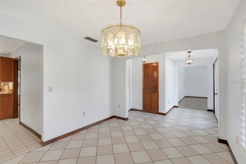 Casa en venta en Longwood, Florida, 4 dormitorios, 215.63 m2 № 1885943 - foto 5