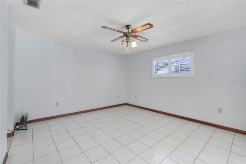 Casa en venta en Longwood, Florida, 4 dormitorios, 215.63 m2 № 1885943 - foto 11