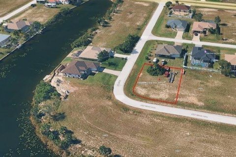 Land in Cape Coral, Florida № 2233442