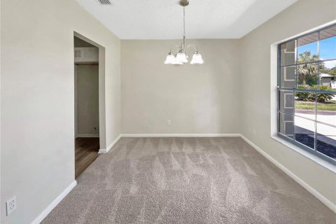 House in Lutz, Florida 4 bedrooms, 165.46 sq.m. № 1880972 - photo 14