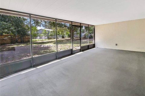 House in Lutz, Florida 4 bedrooms, 165.46 sq.m. № 1880972 - photo 21