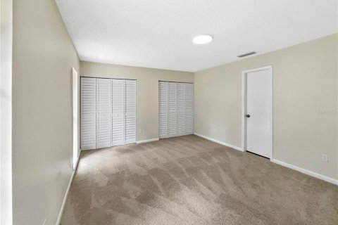 House in Lutz, Florida 4 bedrooms, 165.46 sq.m. № 1880972 - photo 16