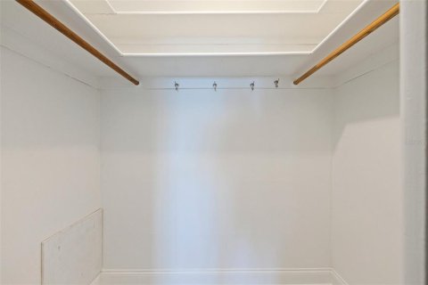 House in Treasure Island, Florida 3 bedrooms, 167.13 sq.m. № 1808757 - photo 20