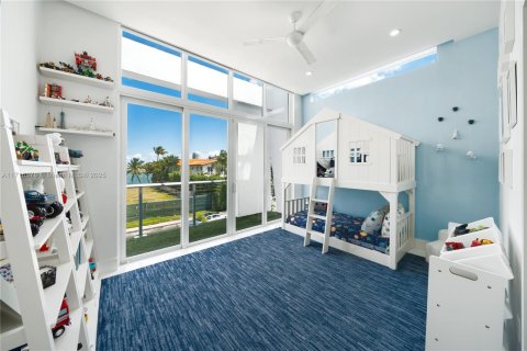 Casa en venta en Miami Beach, Florida, 5 dormitorios, 316.43 m2 № 1956728 - foto 18