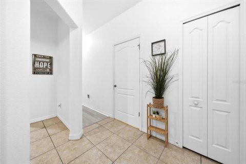 Adosado en venta en Trinity, Florida, 3 dormitorios, 186.73 m2 № 2312381 - foto 4