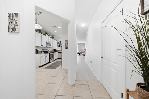 Adosado en venta en Trinity, Florida, 3 dormitorios, 186.73 m2 № 2312381 - foto 5