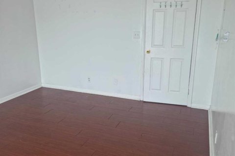Adosado en venta en Plantation, Florida, 2 dormitorios, 110.46 m2 № 2242338 - foto 2