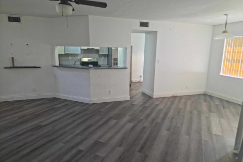 Adosado en venta en Plantation, Florida, 2 dormitorios, 110.46 m2 № 2242338 - foto 5