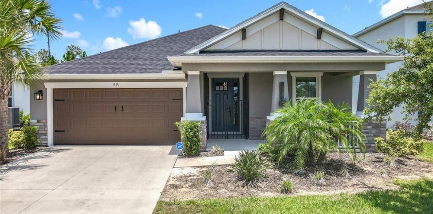 House in Apopka, Florida 3 bedrooms, 190.45 sq.m. № 1832673